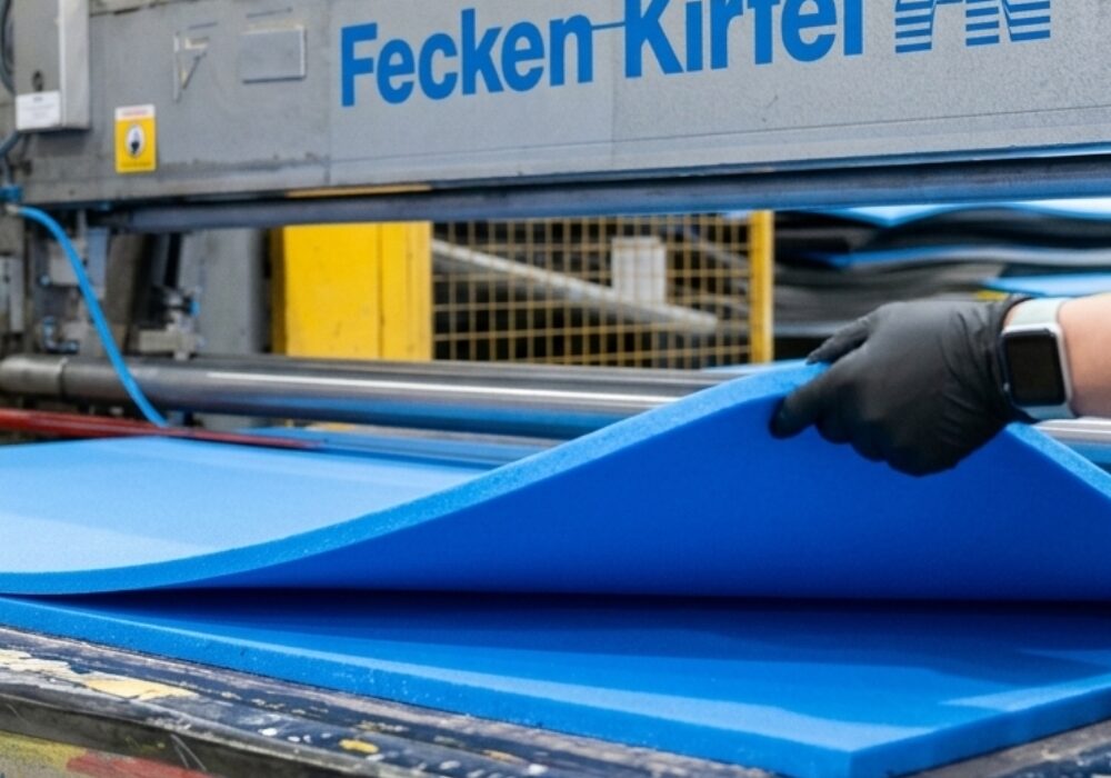 Splitting foam Splitting foam